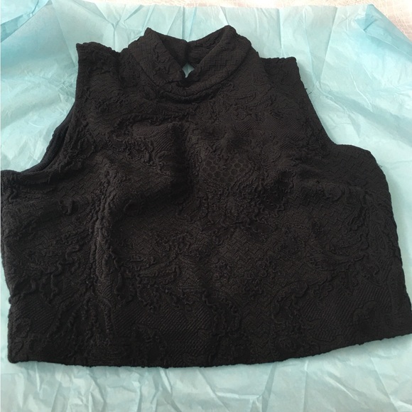 Bebe black cropped top size extra small - Picture 3 of 12